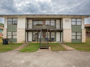 104 Lady Bird Ln APT A, San Marcos, TX 78666