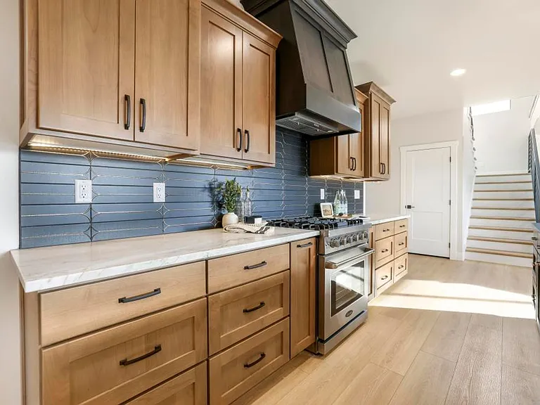 541 Canyon Falls Dr — Photo 12