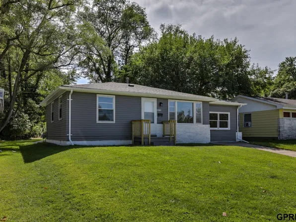 4435 Redick Ave, Omaha, NE 68112