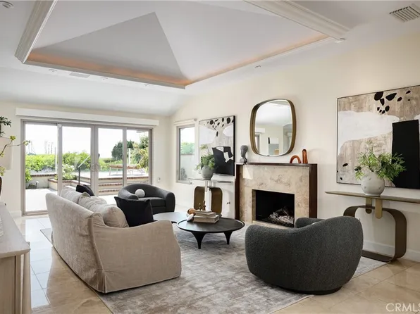 15 Beachcomber Dr, Corona Del Mar, CA 92625