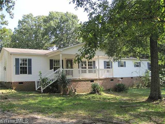 2nd image of 1310 Pollard Ave W