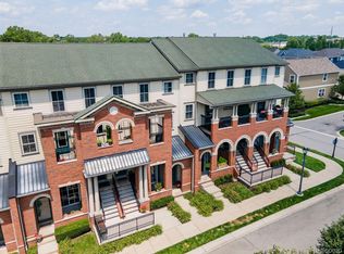 3891 Forester Blvd, Auburn Hills, MI