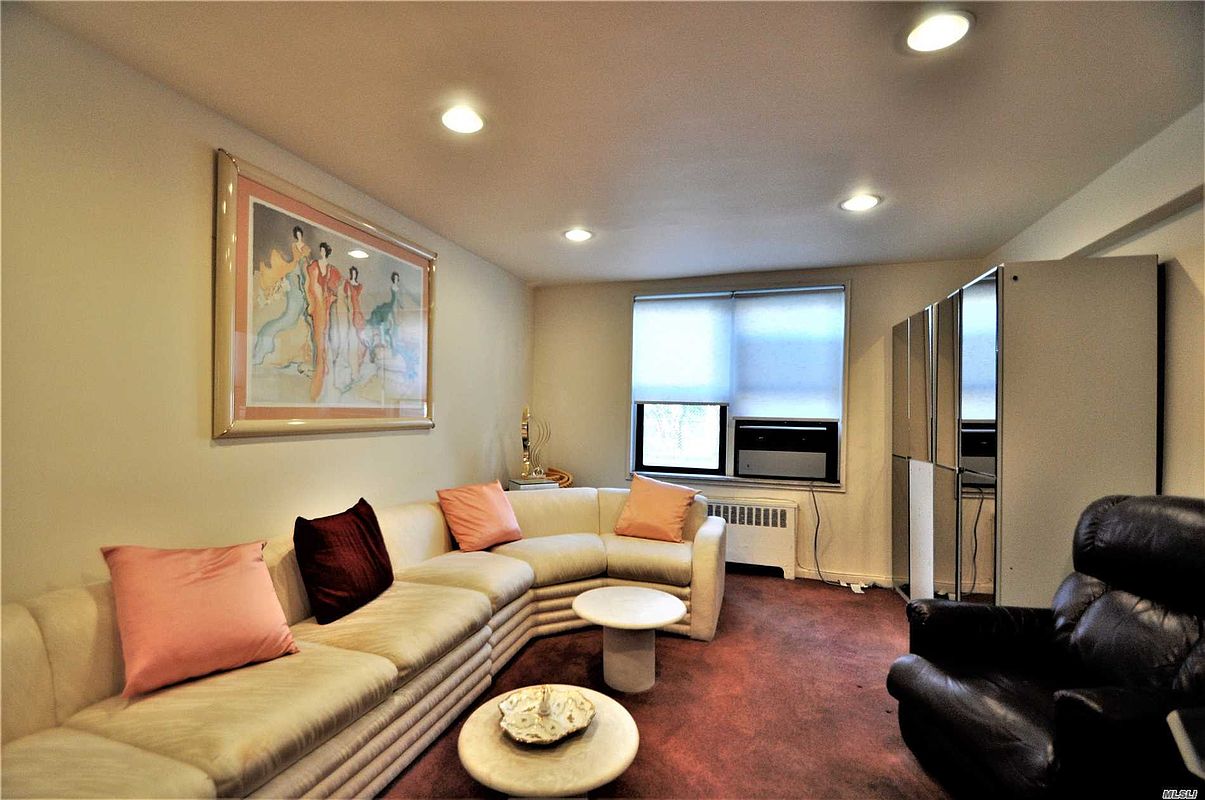 96 09 67th Avenue 1E in Rego Park Queens StreetEasy