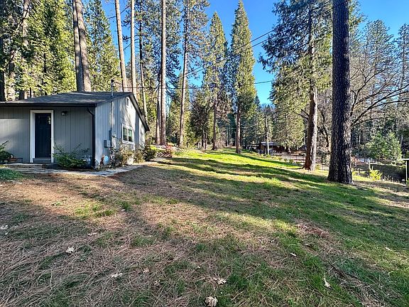 2nd image of 10891 Berggren Ln