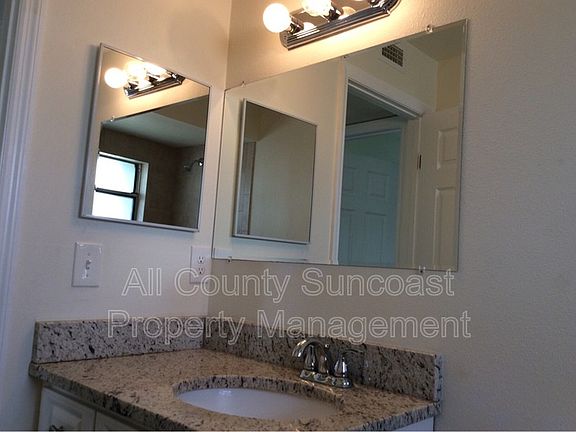 4th image of 7450 35th St N APT 1104