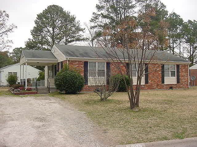1st image of 301 Nelson Dr