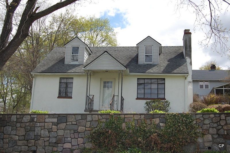 1st image of 19 Ogden Ave