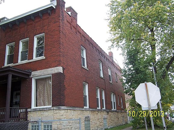 3rd image of 6500 S Woodlawn Ave