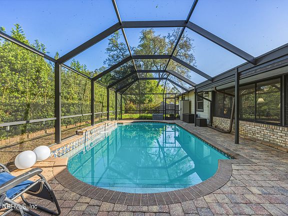 5th image of 14211 CRYSTAL COVE Drive