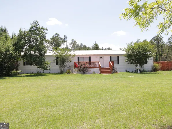 435 Cody Rd, Nicholls, GA 31554