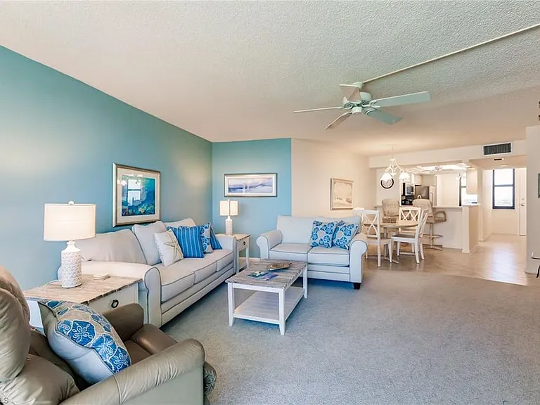260 Seaview Ct #904 — Photo 8