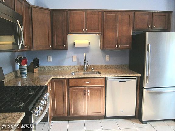 5th image of 7603 Moccasin Ln
