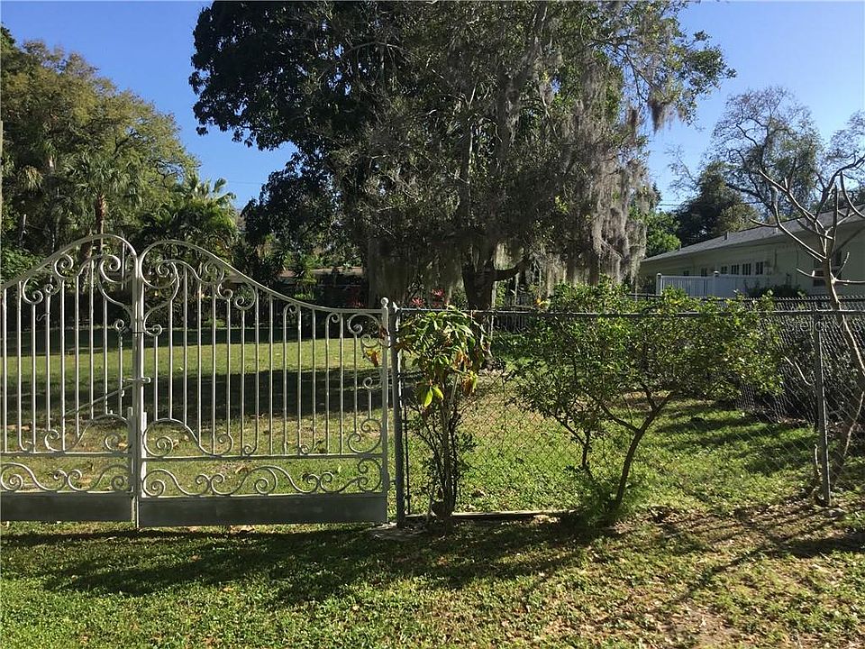 1st image of 7329 Westmoreland Dr