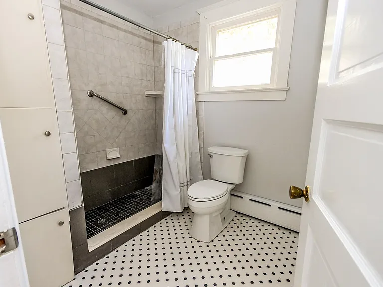 178 Nelson Ave — Photo 12