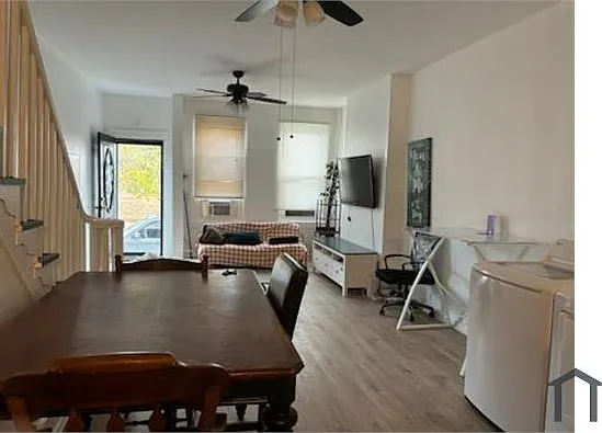 3 bed, $1,800 — Photo 3