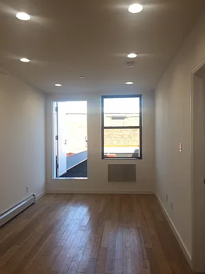 Rented by Perl Group Real Estate | media 12