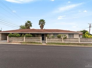 1702 N Garcia St, Roma, TX 78584