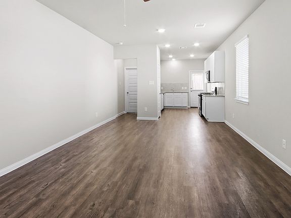 Family Room, Dining Area, Kitchen