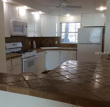 3rd image of 6020 Shore Blvd S APT 102