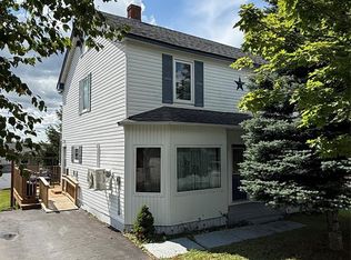 12 Exploits Avenue, Grand Falls-Windsor, NL A2A1M2