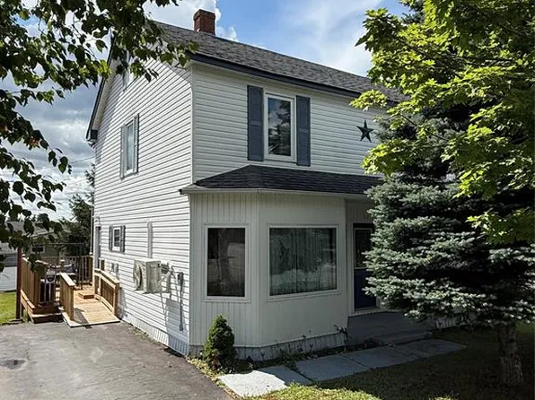 12 Exploits Avenue, Grand Falls-Windsor, NL A2A1M2