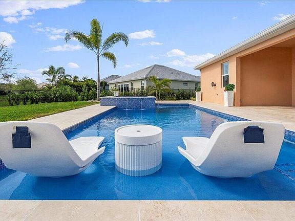 4th image of 6390 Caicos Court