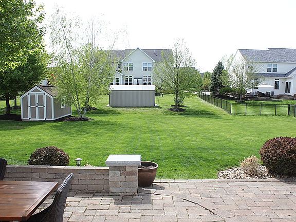 3rd image of 6490 Pebble Ct