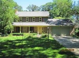 43W948 Nottingham Dr, Elburn, IL 60119