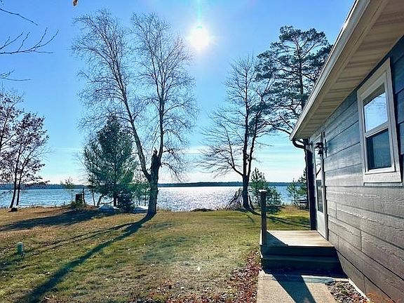 2nd image of 8607 Clearview Ln #8