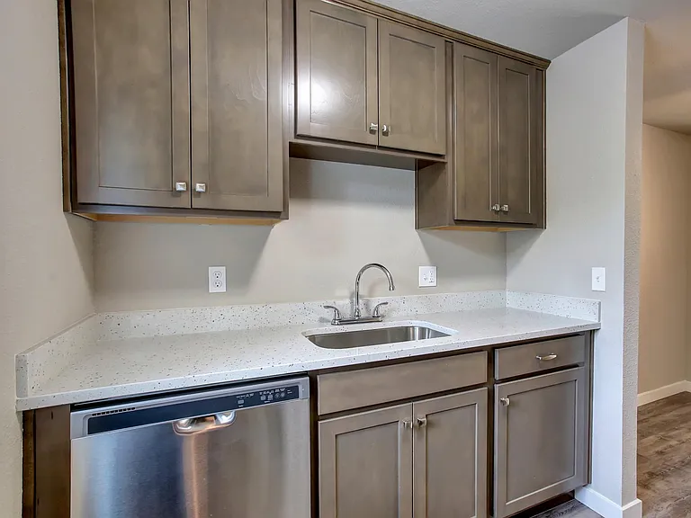Willamette Terrace — Photo 8