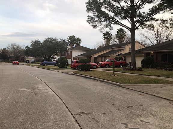 5th image of 4703 Silver Fox Dr