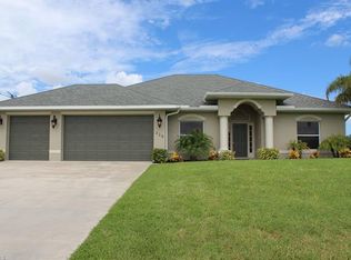 228 SW 13th Ave, Cape Coral, FL 33991