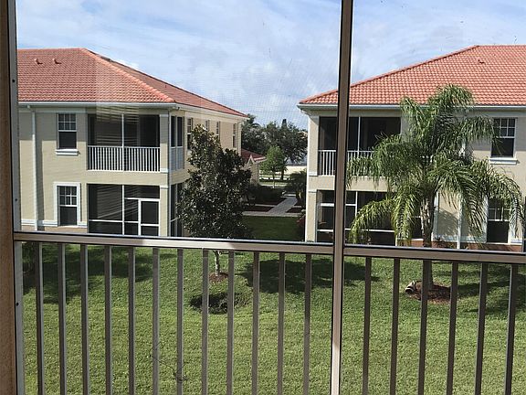 3rd image of 240 W End Dr Unit 1121