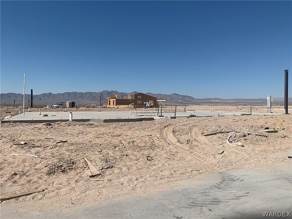 2nd image of 6061 S Recreation Avenue