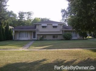 1020 Louisiana Ave, Perrysburg, OH