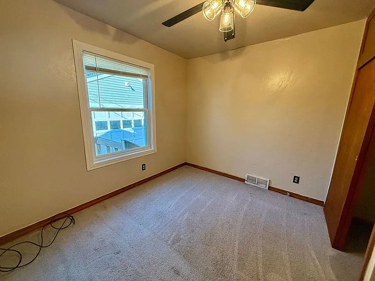 904 Park Ave — Photo 5