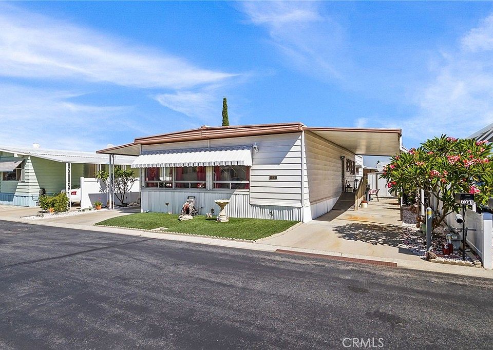 1st image of 1391 Thornwood Sq