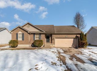 548 Reichmuth Ln, Shepherdsville, KY 40165