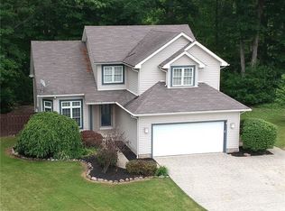 6949 Winterpark Ave, Austintown, OH 44515