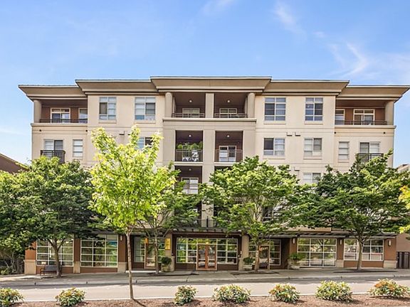 2nd image of 118 107th Ave NE Unit B204