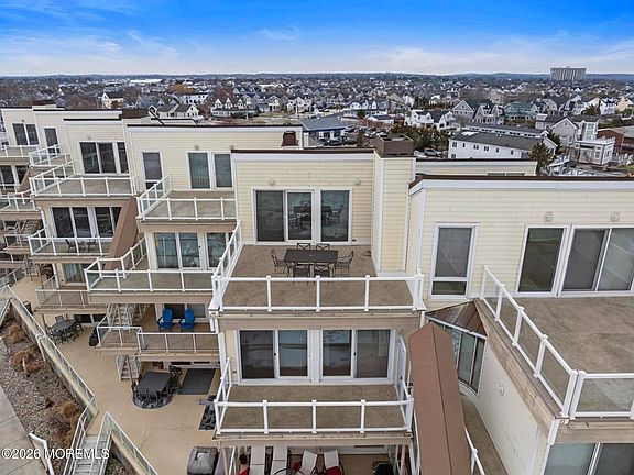5th image of 477 Ocean Avenue N #3