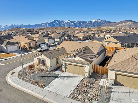 4th image of 6778 Lookout Peak Dr