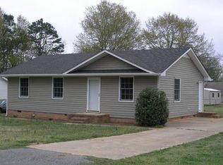 21 Ridge Ct, Williamston, SC 29697