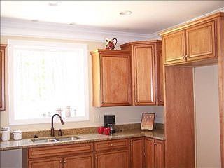 4th image of 6 Plyler Dr