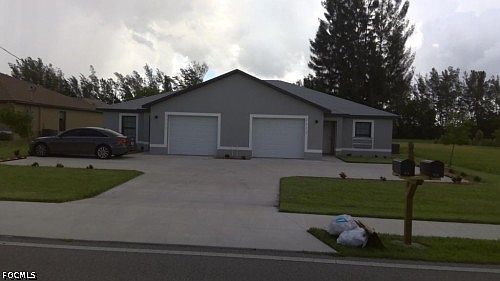 1st image of 2113 Chiquita Blvd S