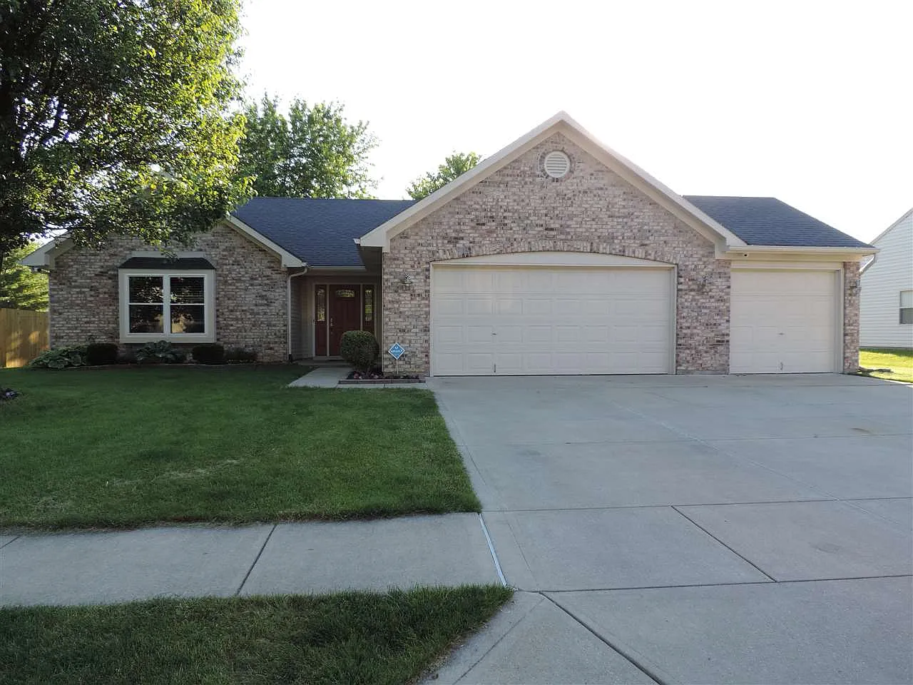 610 Port Dr photo 1