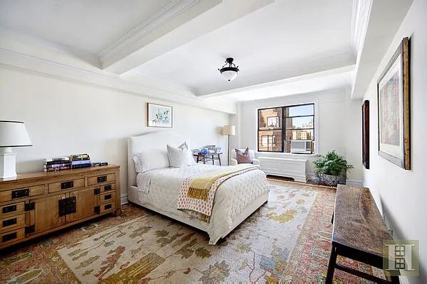 Rented by Halstead Real Estate | media 40