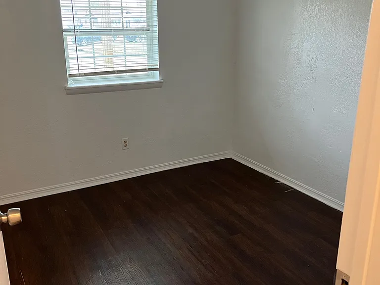 3101 Delmar Rd — Photo 18