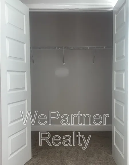 100 Crest Pointe — Photo 13