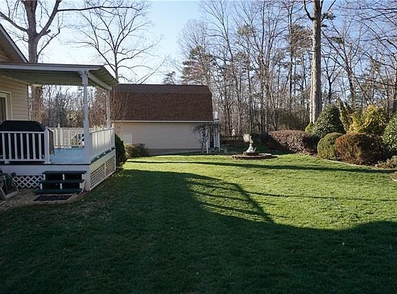 5th image of 1750 Orchard Dr